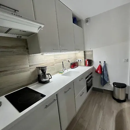 Moderne - Port De - Proche 4* מאנדליה-לה-נאפול