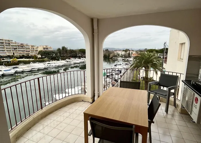 Hotel Moderne - Port De - Proche Mandelieu