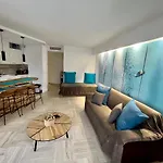 Hotel Moderne - Port De - Proche Mandelieu