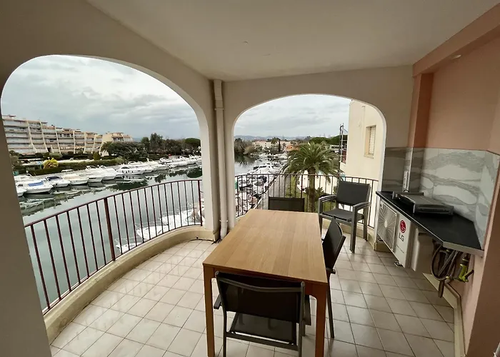 Moderne - Port De - Proche Ξενοδοχείο 4*